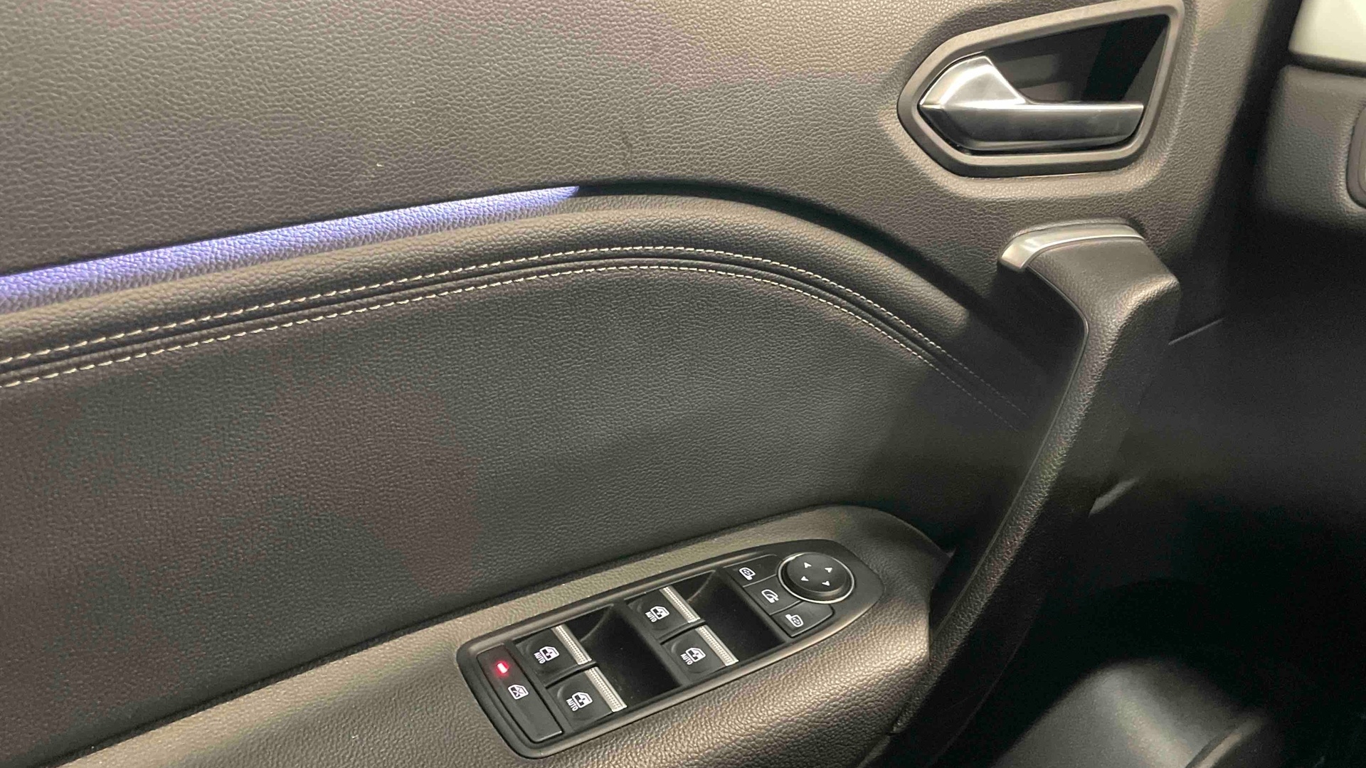 Photo 26 du véhicule RENAULT CAPTUR