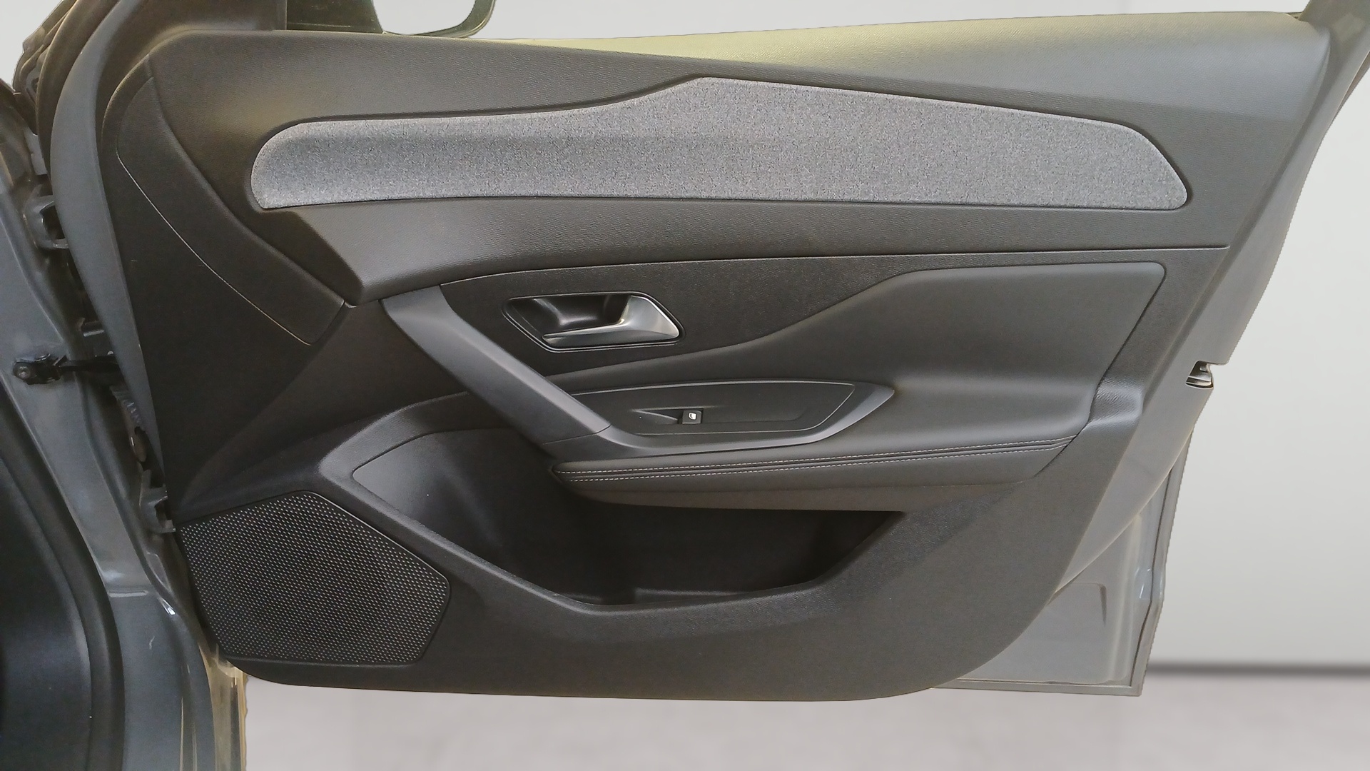 Photo 9 du véhicule PEUGEOT 308
