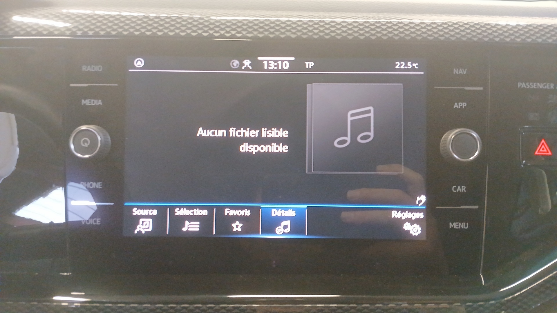Photo 19 du véhicule VOLKSWAGEN POLO