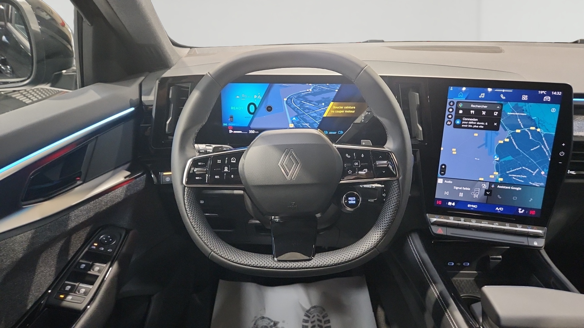 Photo 8 du véhicule RENAULT ESPACE VI