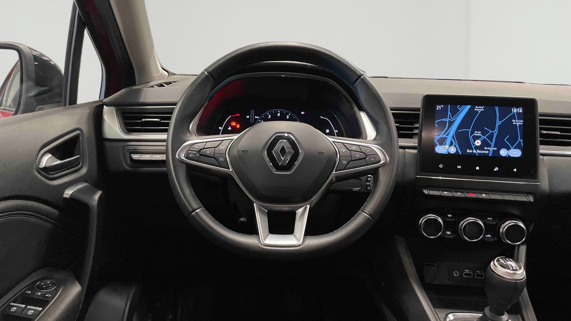 Photo 8 du véhicule RENAULT CAPTUR