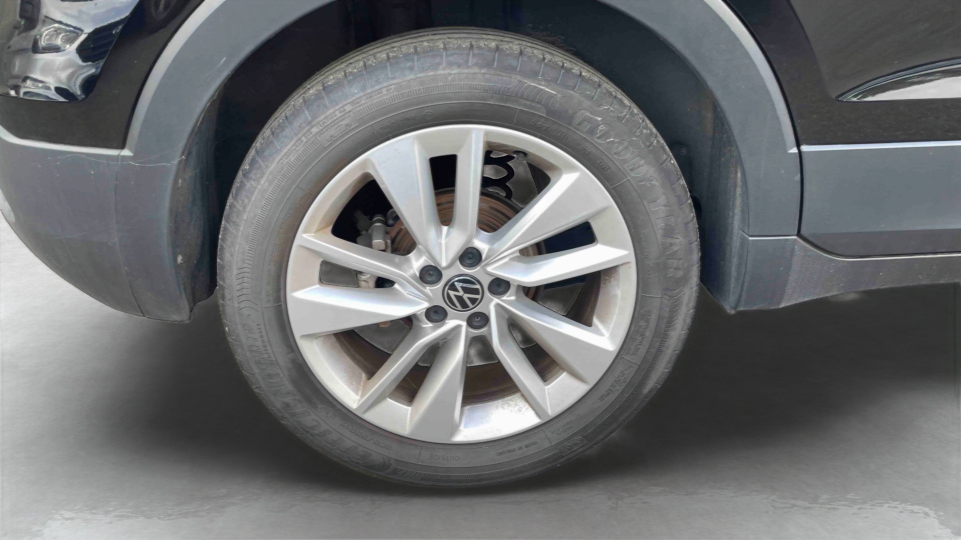 Photo 11 du véhicule VOLKSWAGEN T-CROSS