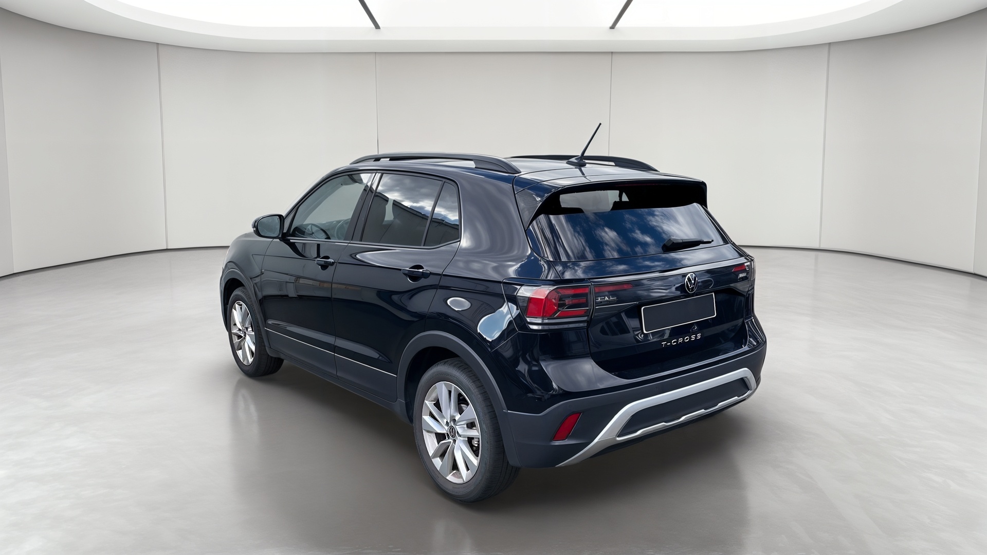 Photo 4 du véhicule VOLKSWAGEN T-CROSS