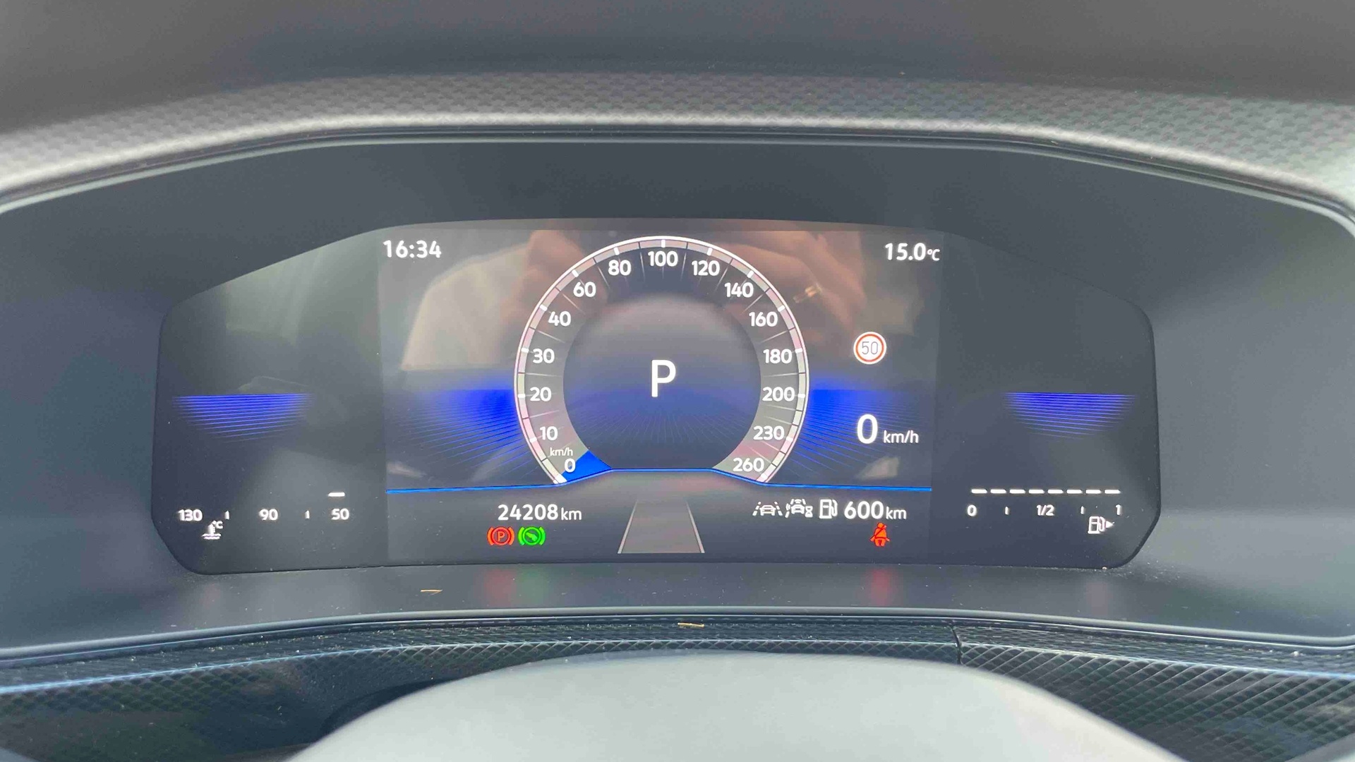 Photo 15 du véhicule VOLKSWAGEN T-CROSS