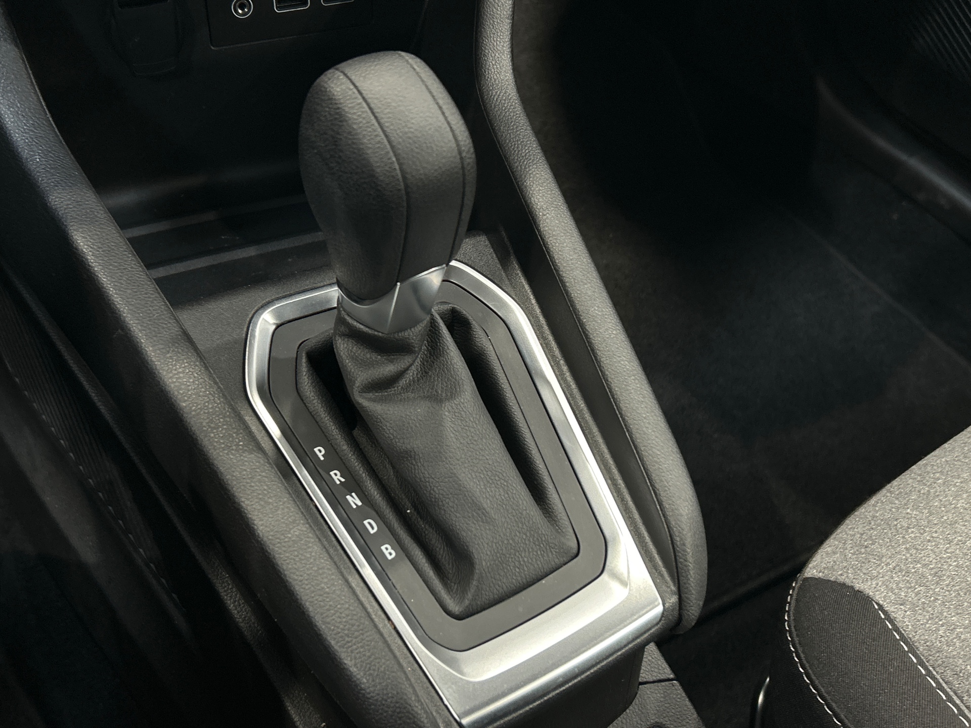Photo 17 du véhicule RENAULT CLIO V