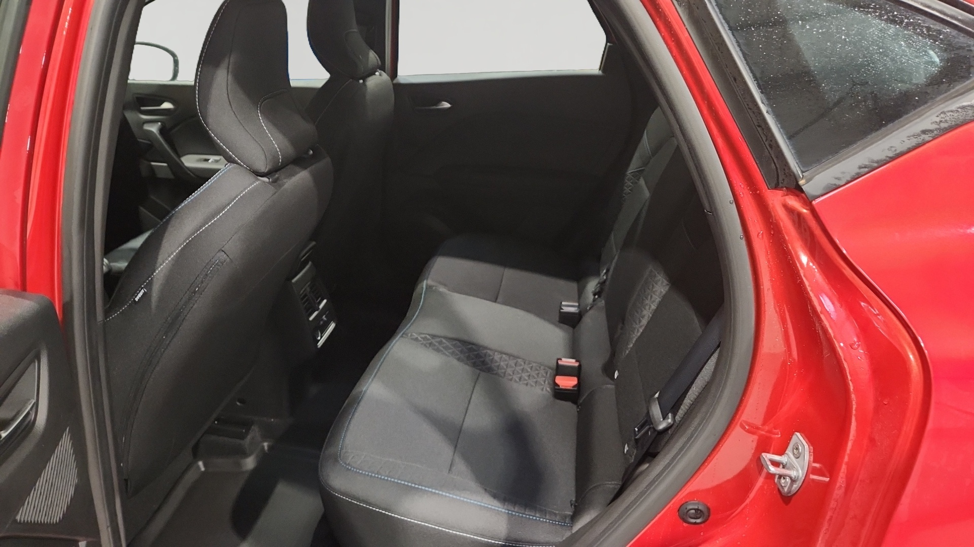 Photo 11 du véhicule RENAULT CAPTUR