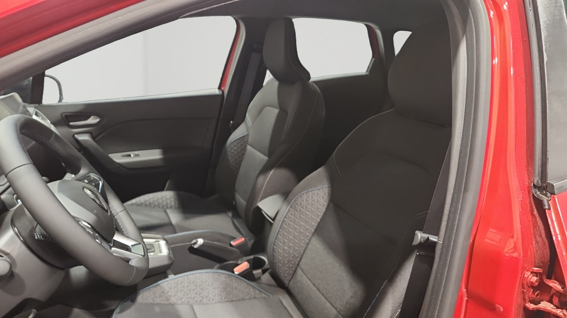 Photo 10 du véhicule RENAULT CAPTUR