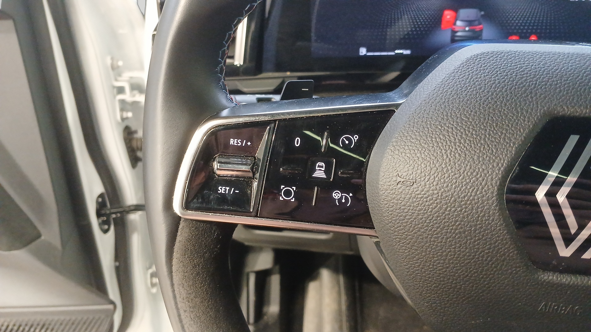 Photo 14 du véhicule RENAULT ESPACE VI
