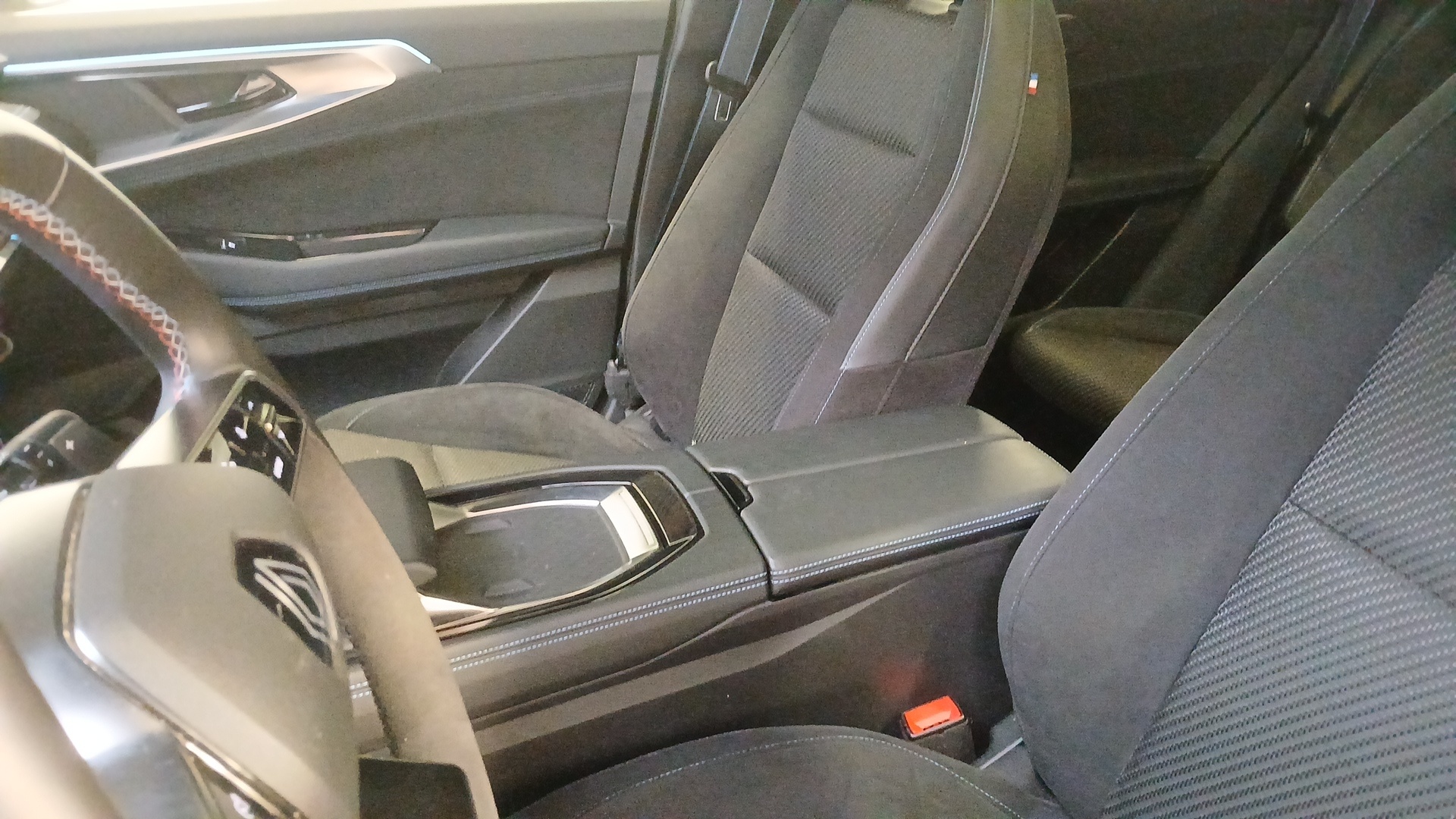 Photo 22 du véhicule RENAULT ESPACE VI