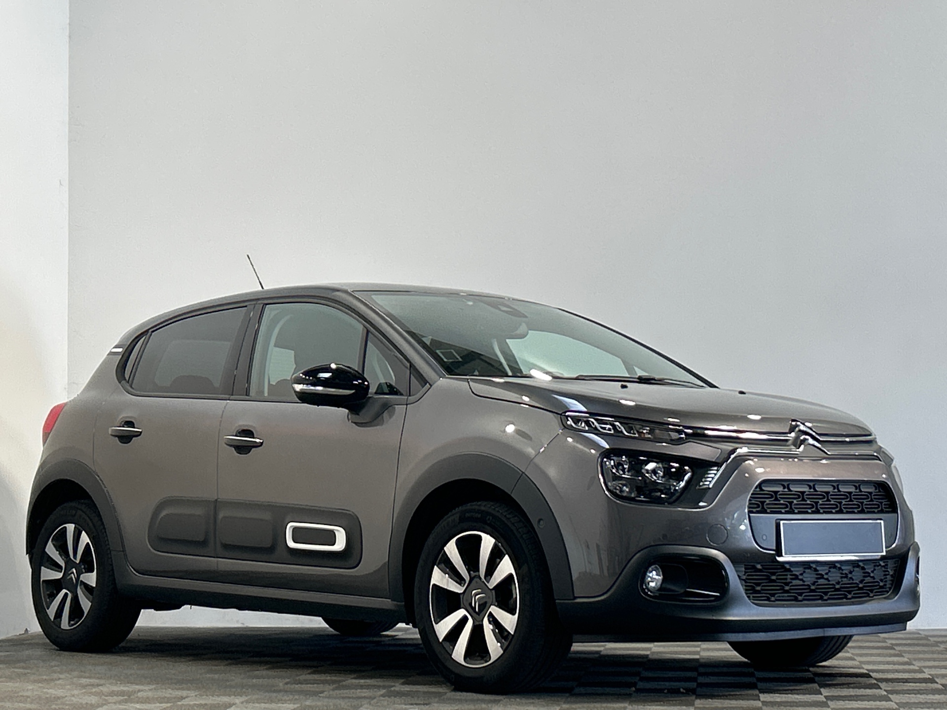 Photo 2 du véhicule CITROEN C3