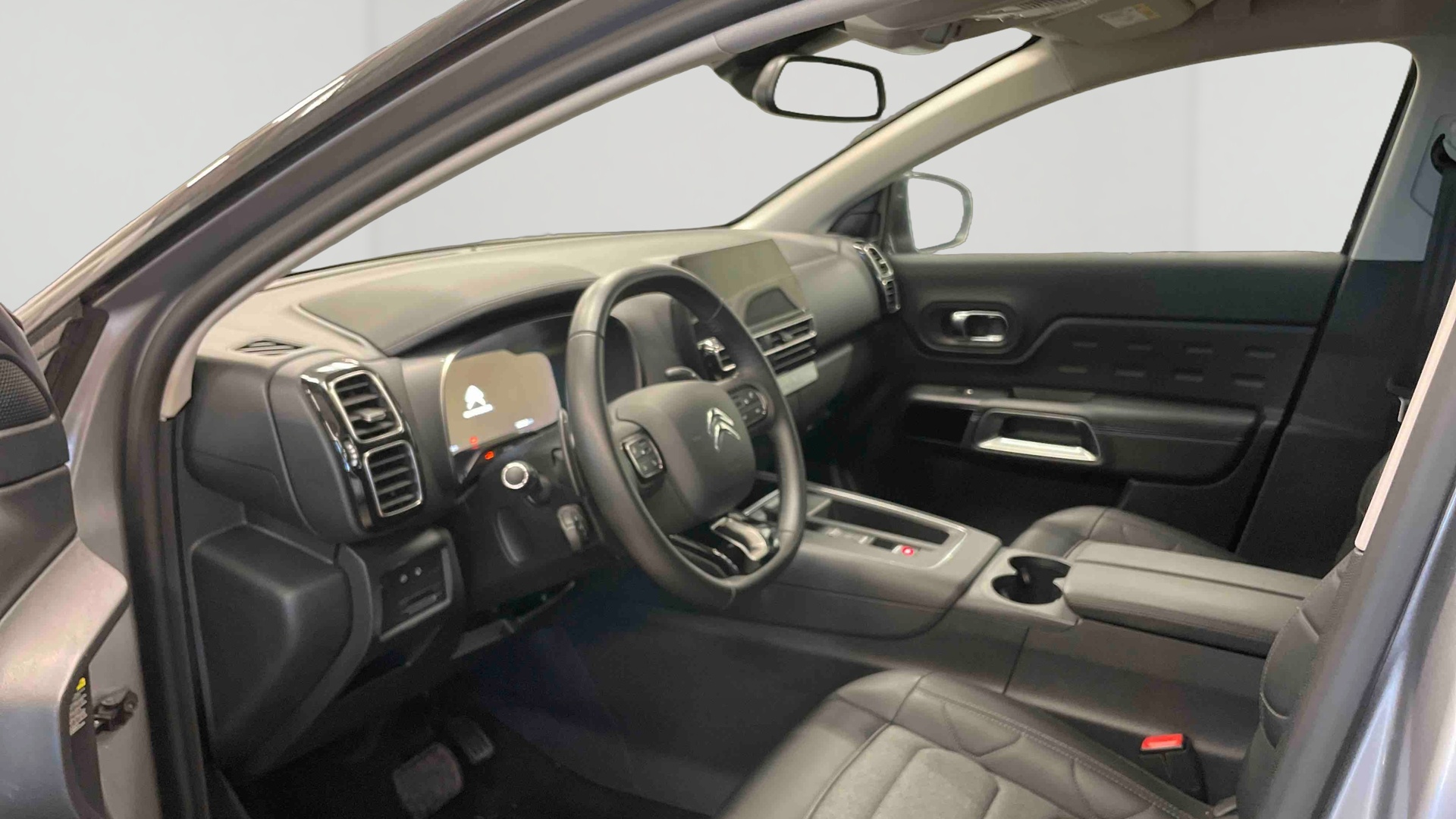 Photo 10 du véhicule CITROEN C5 AIRCROSS