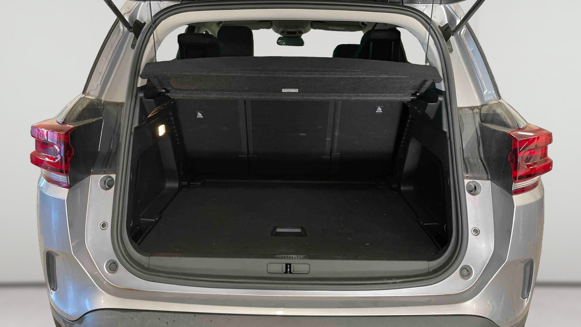 Photo 7 du véhicule CITROEN C5 AIRCROSS