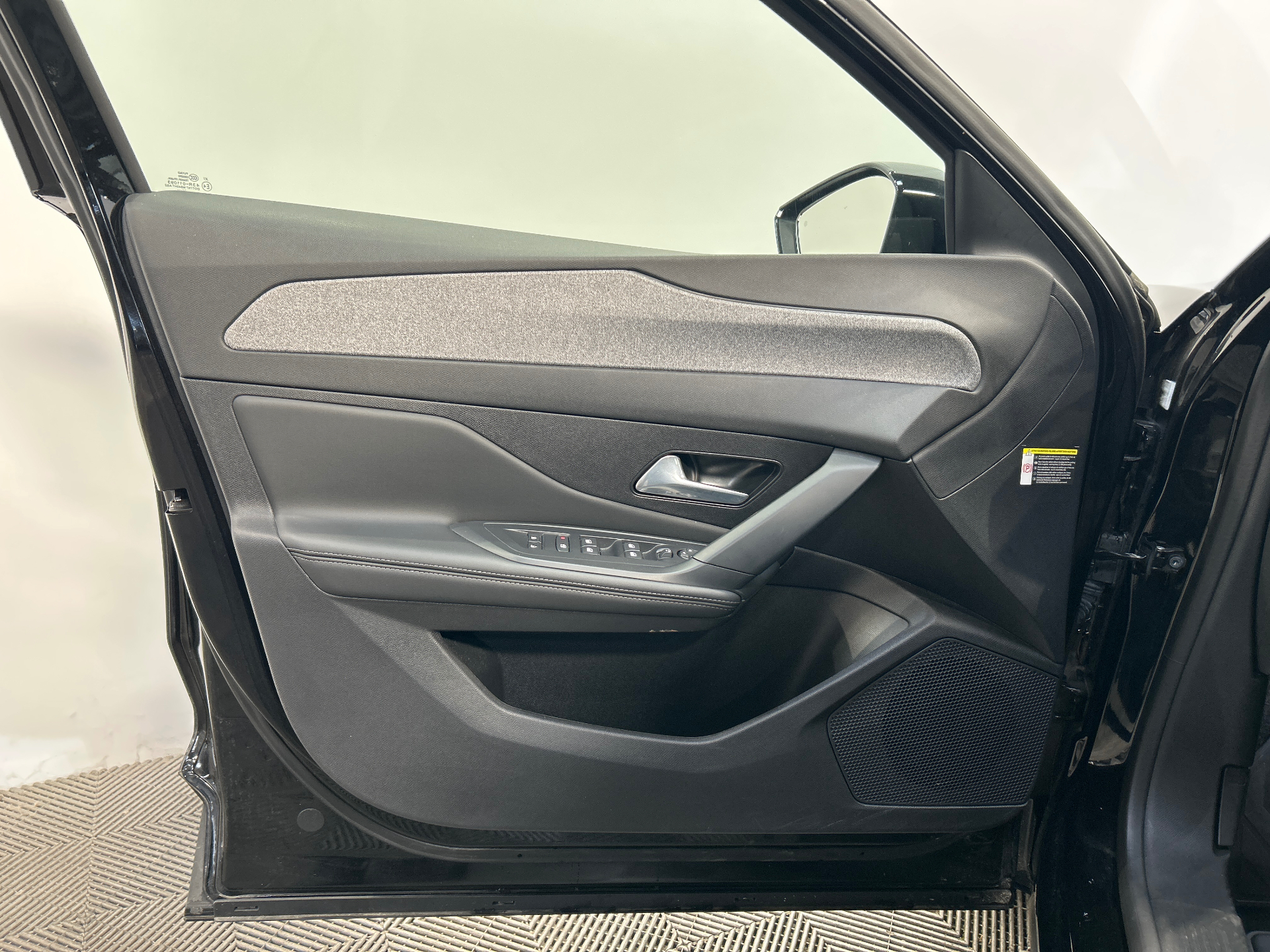 Photo 30 du véhicule PEUGEOT 408