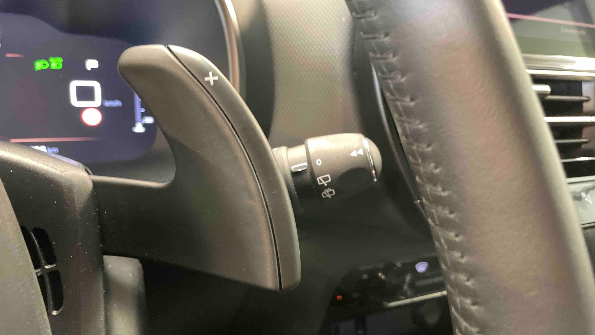 Photo 21 du véhicule CITROEN C5 AIRCROSS