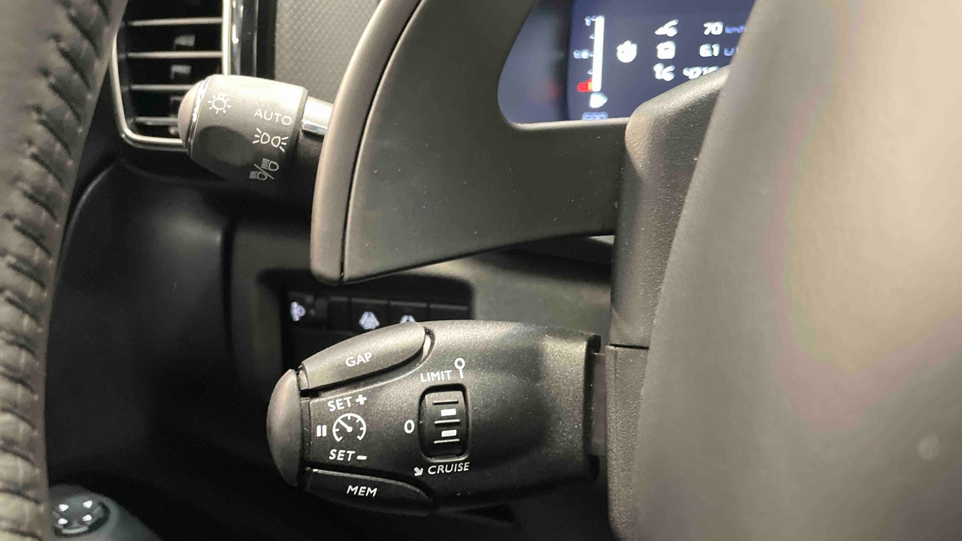 Photo 18 du véhicule CITROEN C5 AIRCROSS