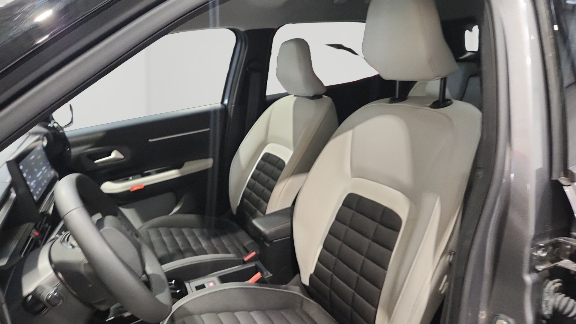 Photo 10 du véhicule CITROEN C3 AIRCROSS