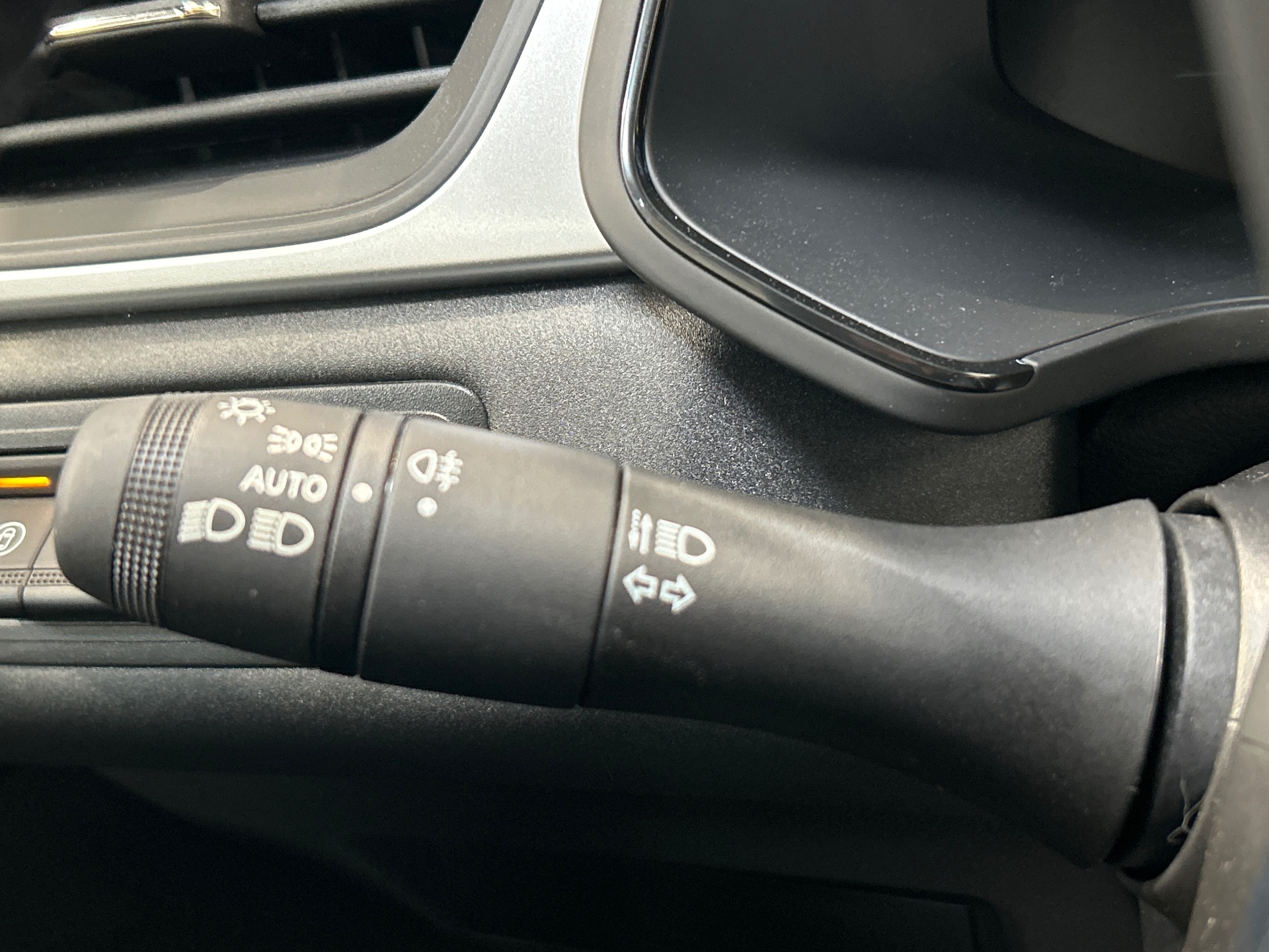 Photo 25 du véhicule RENAULT CAPTUR
