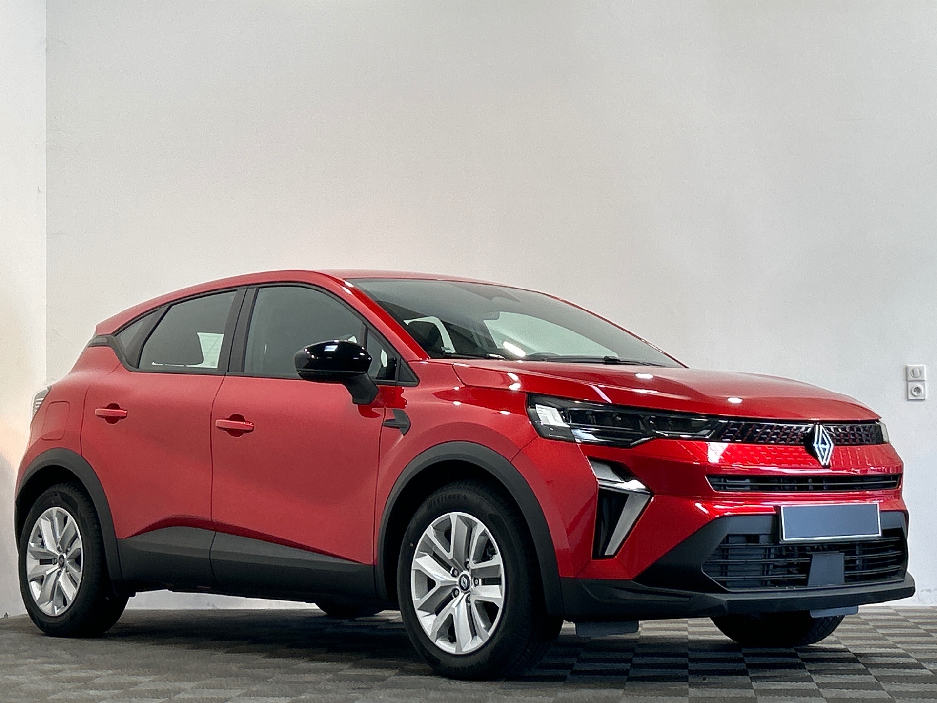 Photo 2 du véhicule RENAULT CAPTUR
