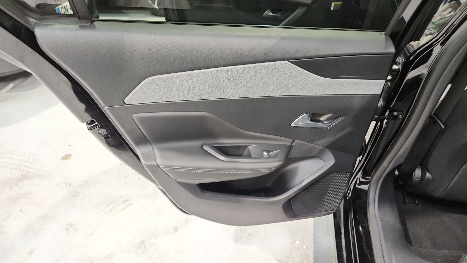 Photo 34 du véhicule PEUGEOT 308