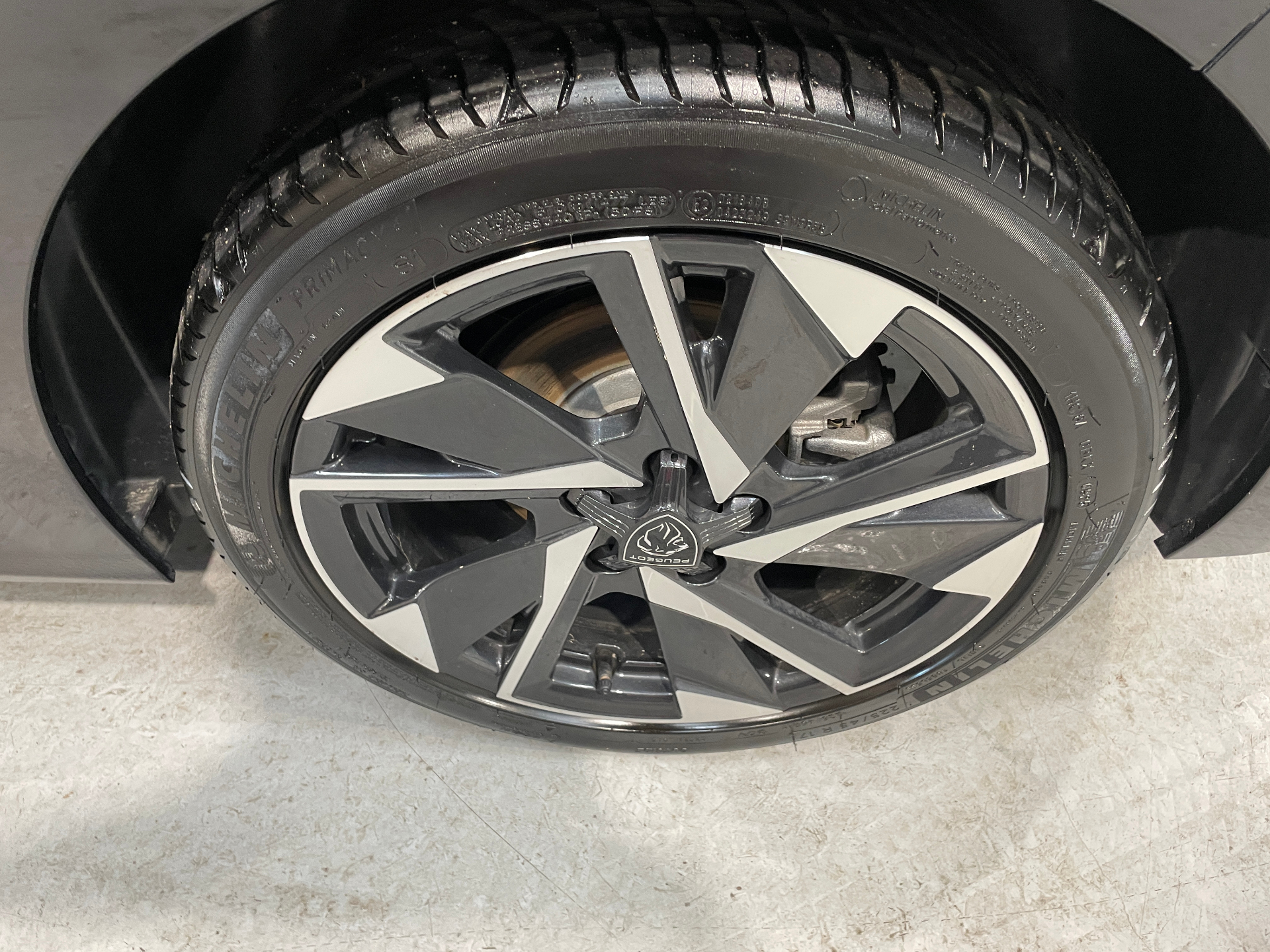 Photo 41 du véhicule PEUGEOT 308