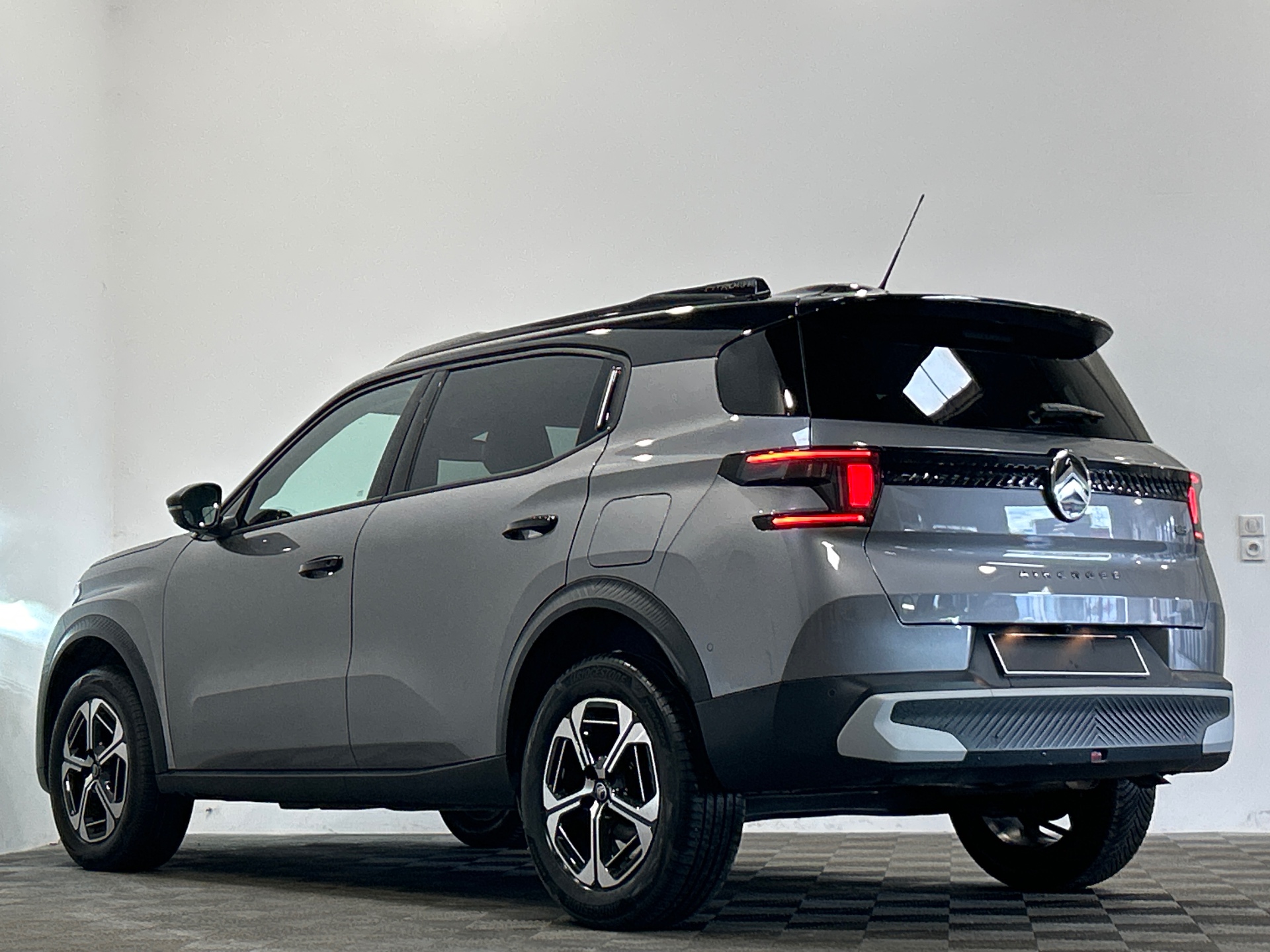 Photo 4 du véhicule CITROEN C3 AIRCROSS