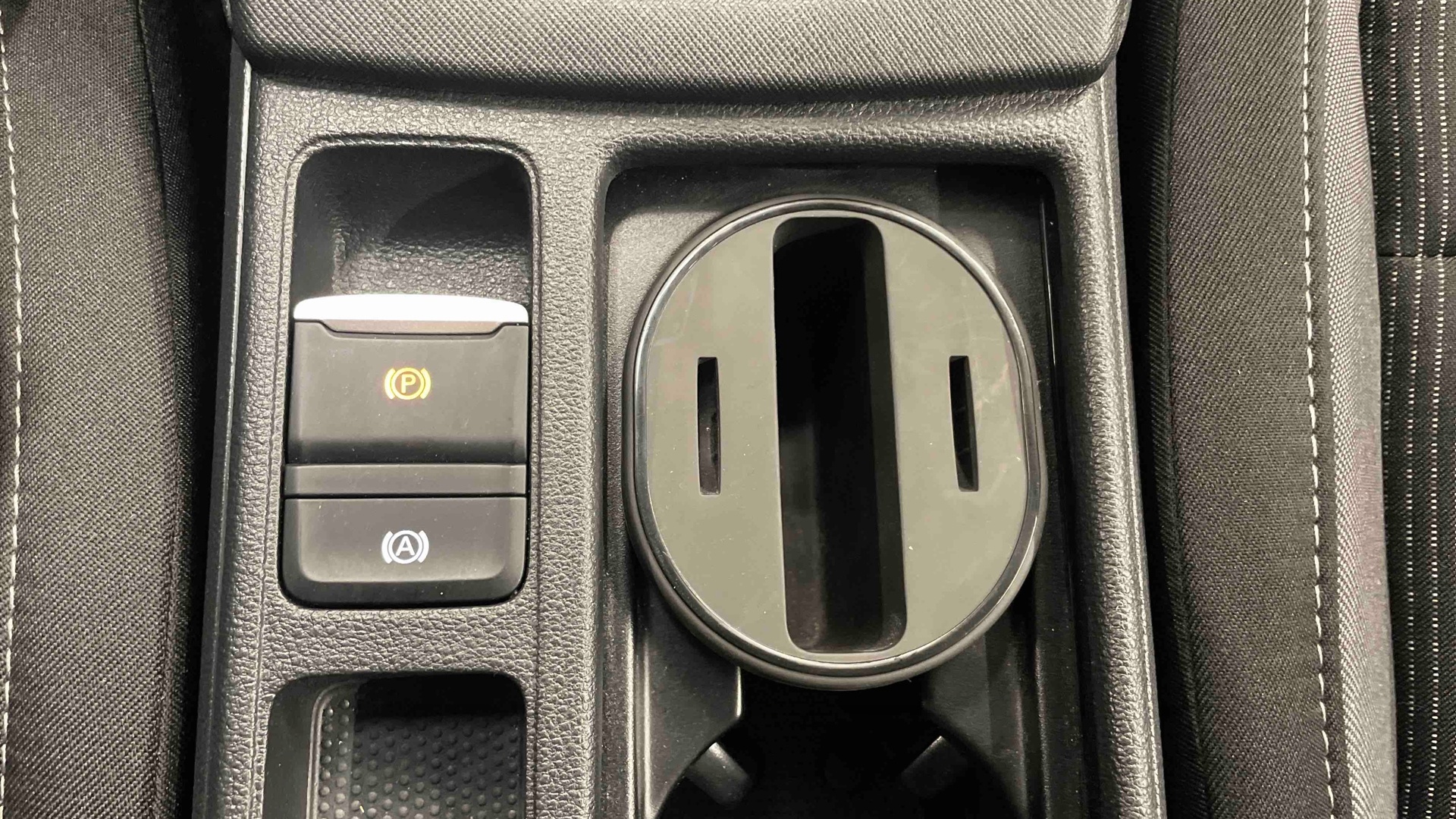 Photo 16 du véhicule SKODA OCTAVIA COMBI