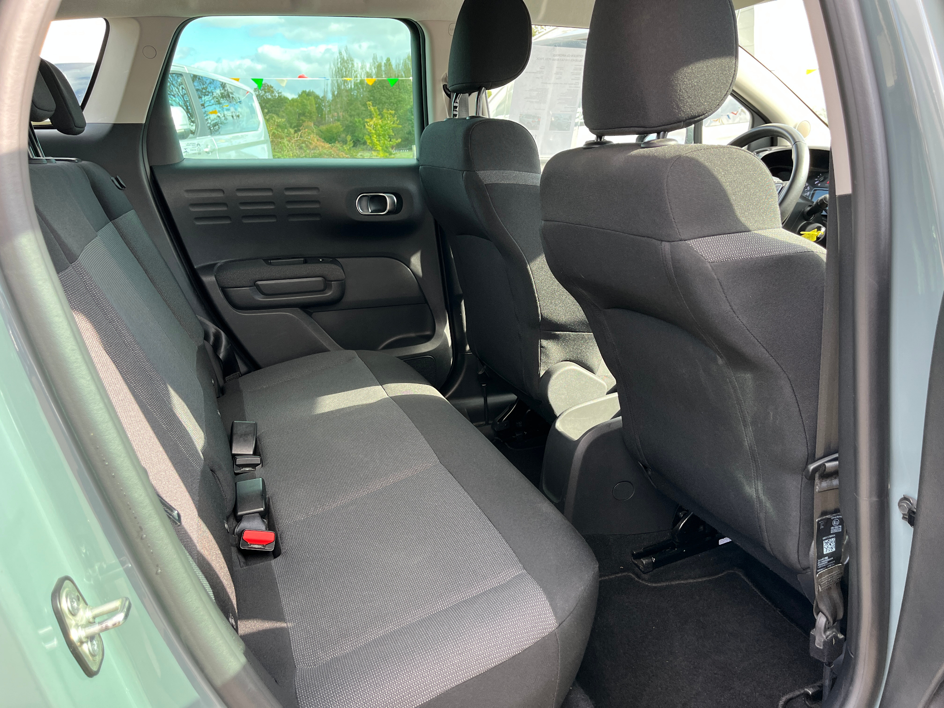 6ec4c319-cab2-4115-86d2-55cc112727cd
