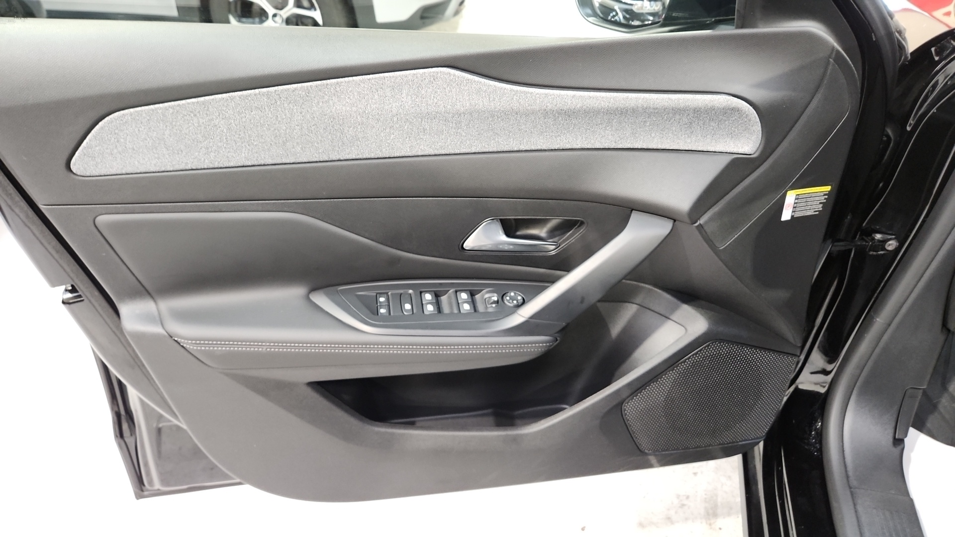 Photo 32 du véhicule PEUGEOT 308