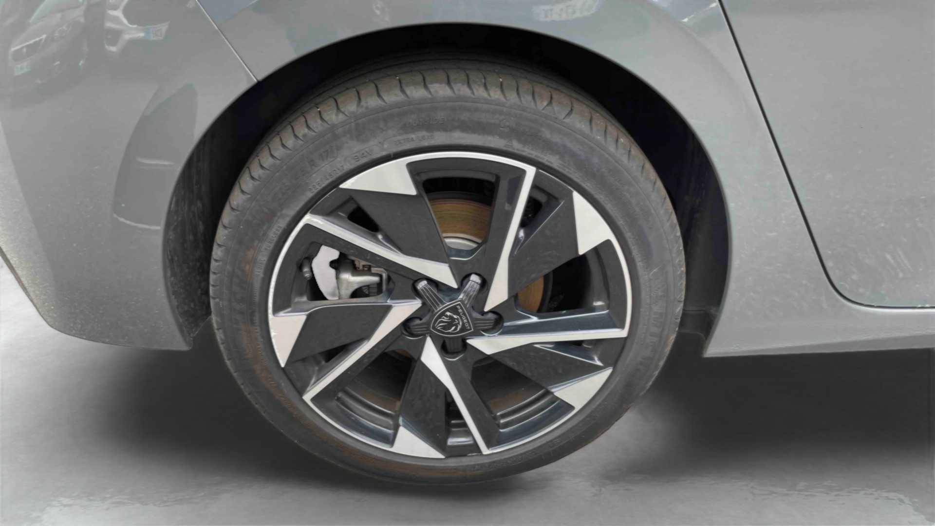 Photo 11 du véhicule PEUGEOT 308