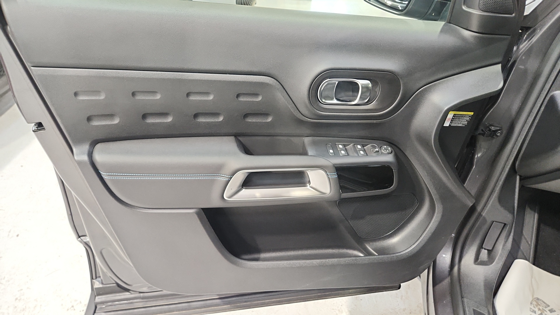 Photo 31 du véhicule CITROEN C5 AIRCROSS
