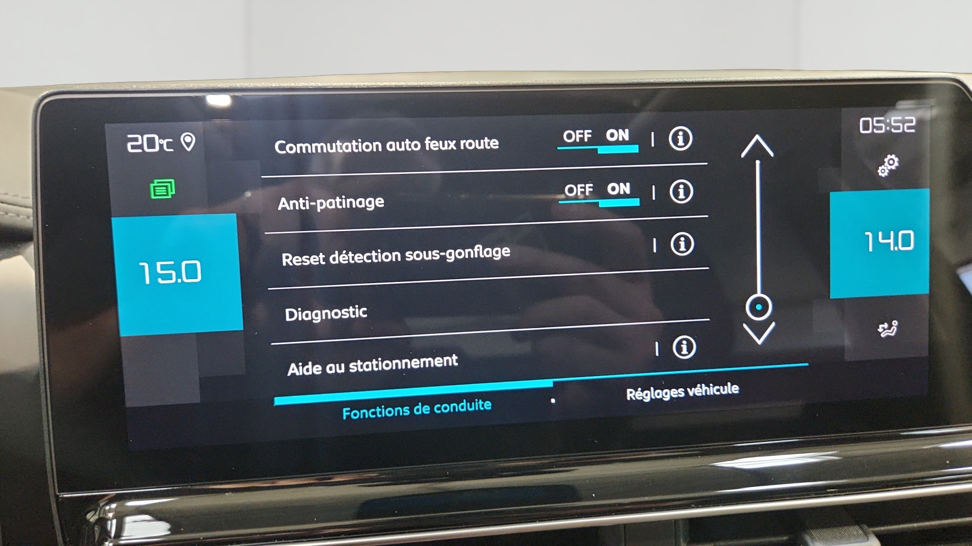 Photo 19 du véhicule CITROEN C5 AIRCROSS
