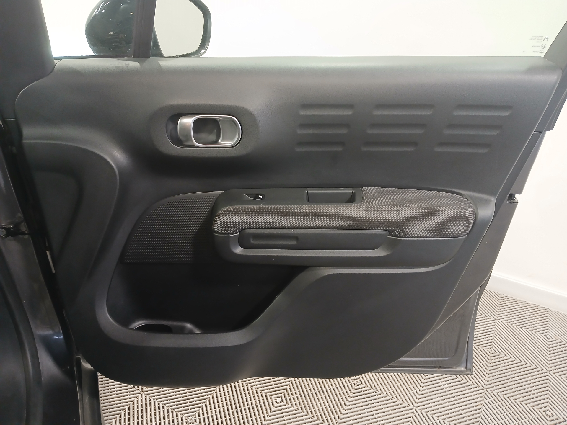 Photo 9 du véhicule CITROEN C3 AIRCROSS