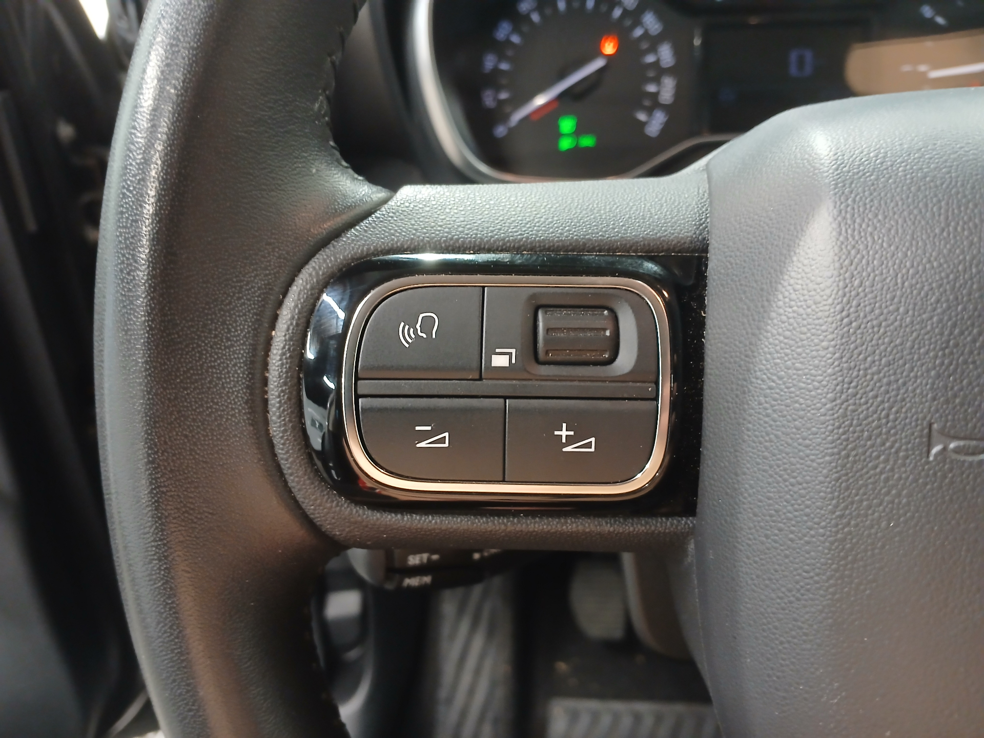 Photo 12 du véhicule CITROEN C3 AIRCROSS