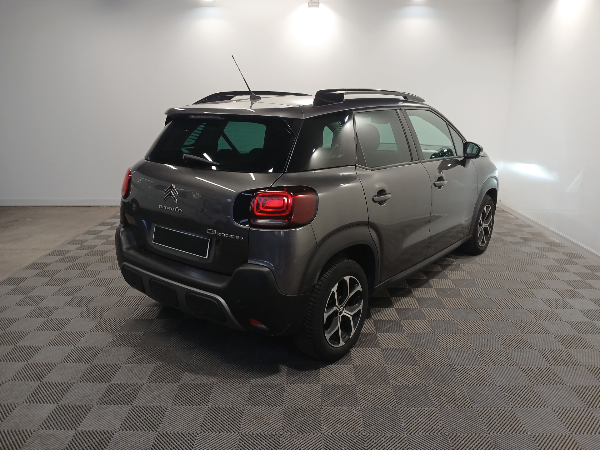 Photo 2 du véhicule CITROEN C3 AIRCROSS