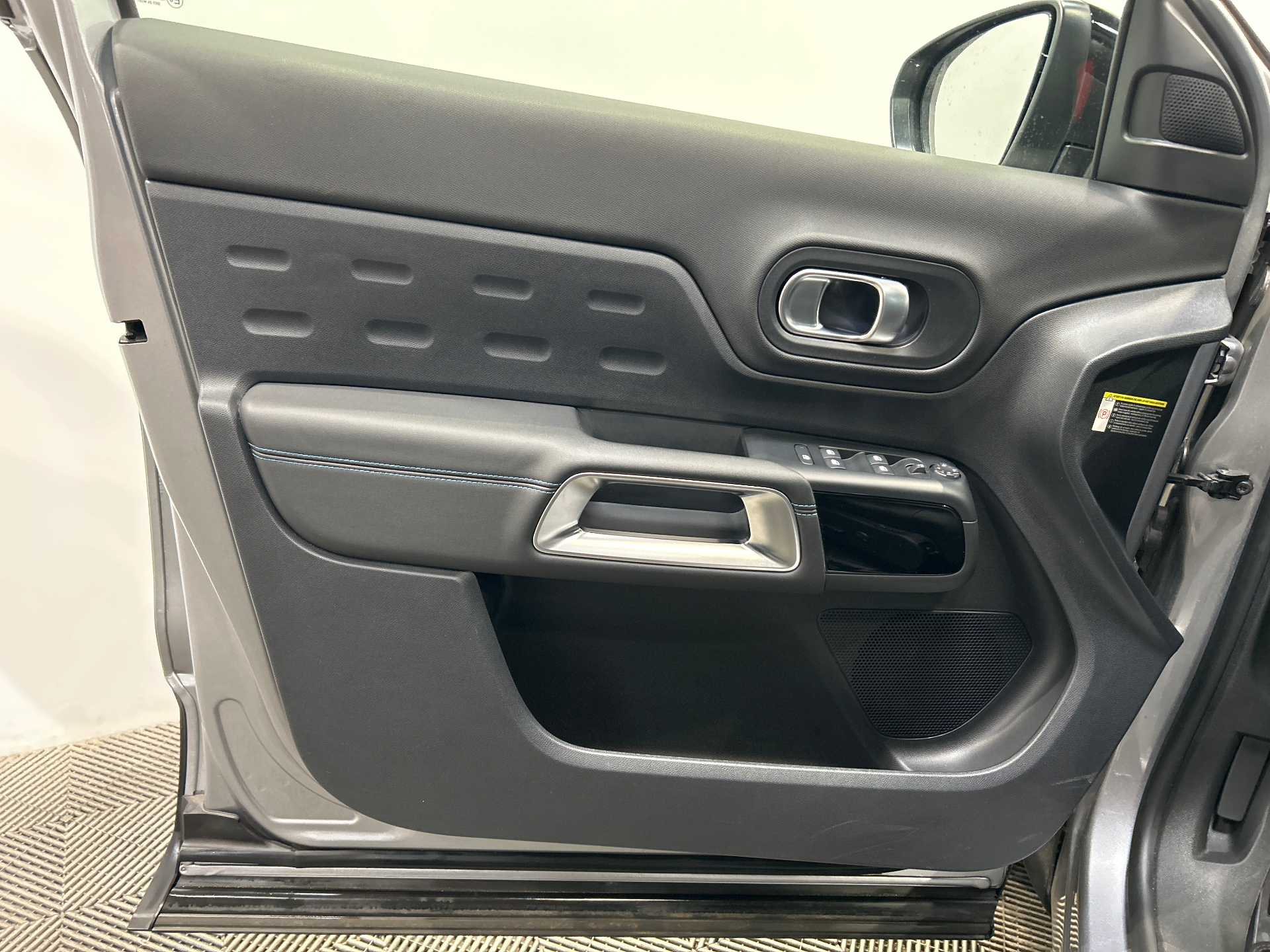 Photo 30 du véhicule CITROEN C5 AIRCROSS