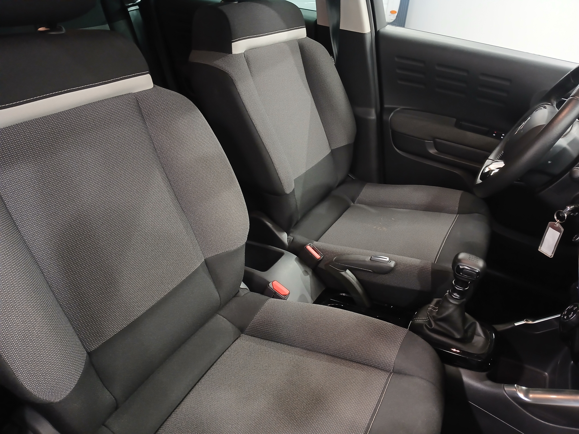 Photo 7 du véhicule CITROEN C3 AIRCROSS