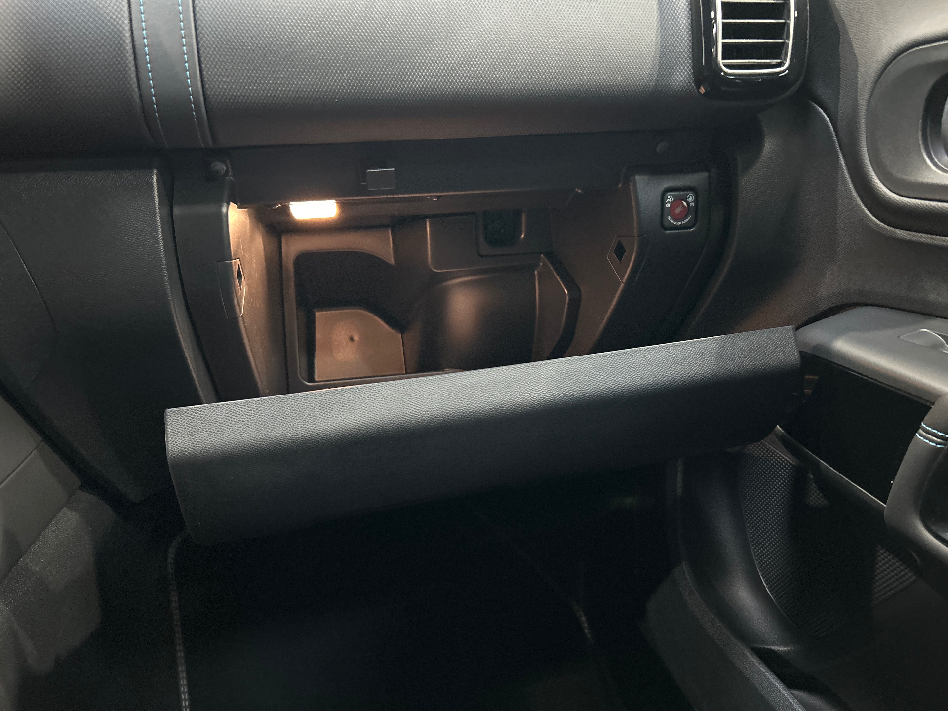 Photo 23 du véhicule CITROEN C5 AIRCROSS