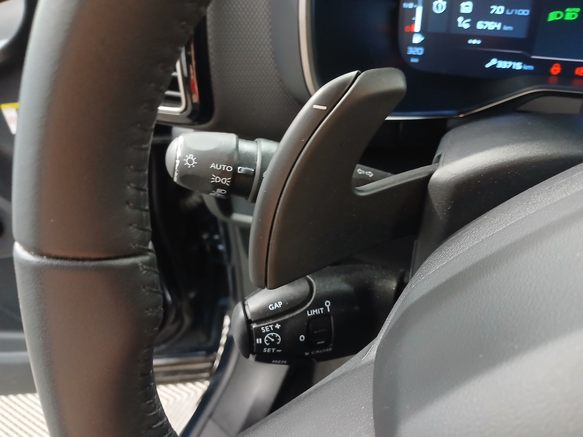 Photo 13 du véhicule CITROEN C5 AIRCROSS