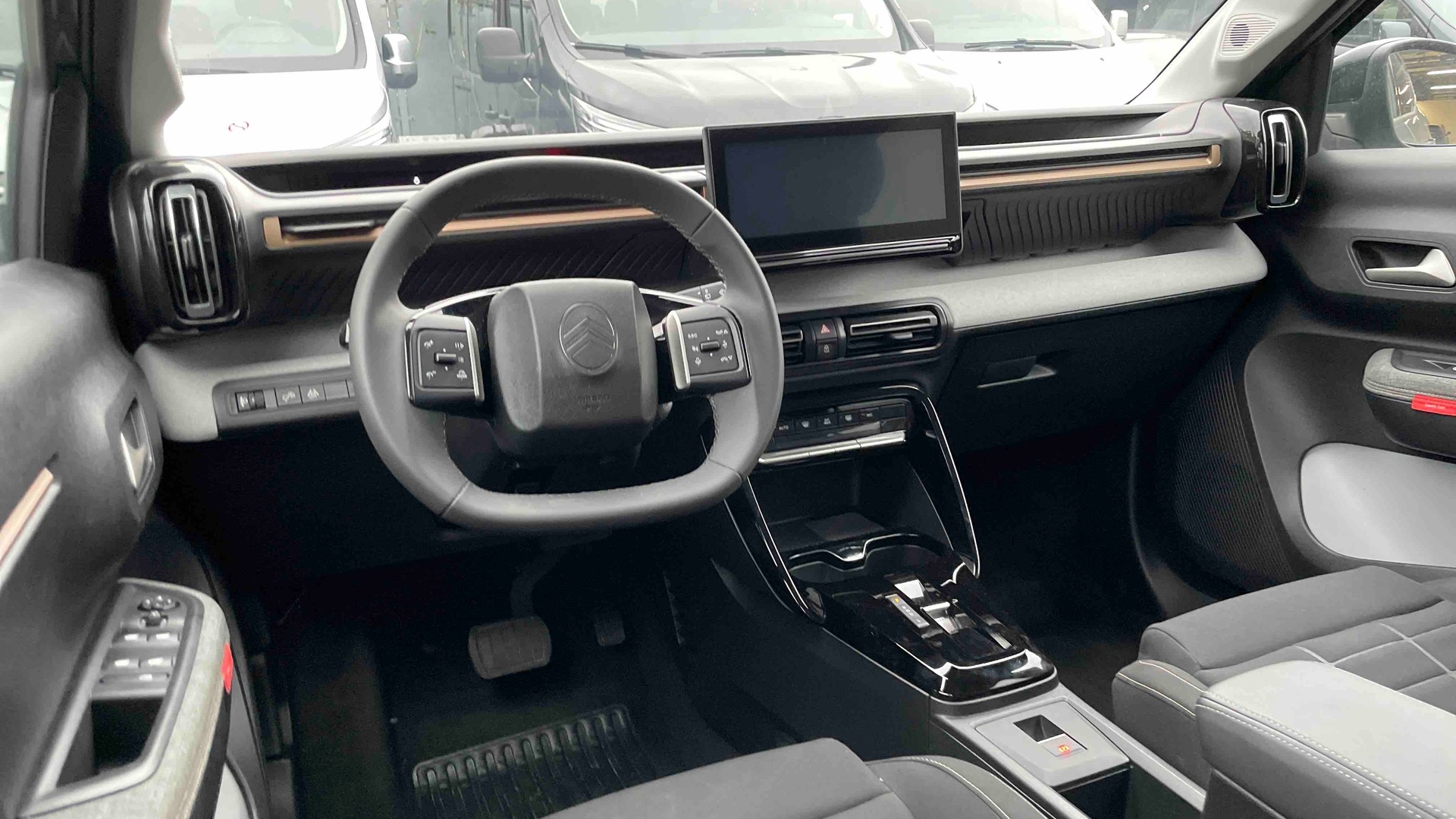 Photo 13 du véhicule CITROEN C3 AIRCROSS