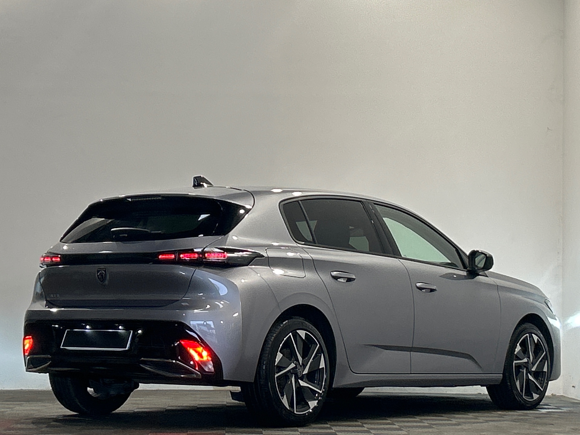Photo 3 du véhicule PEUGEOT 308