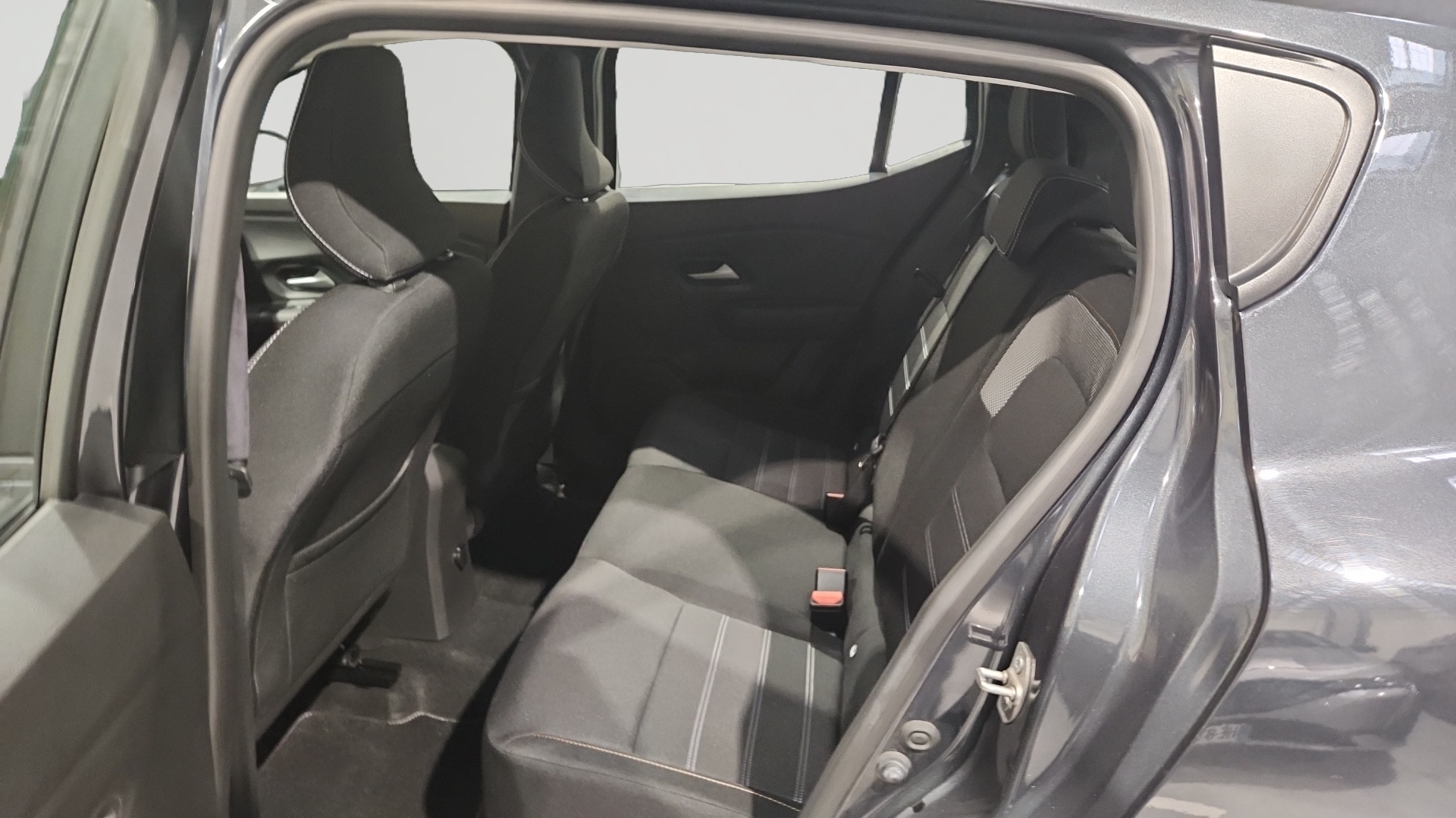 Photo 11 du véhicule DACIA SANDERO