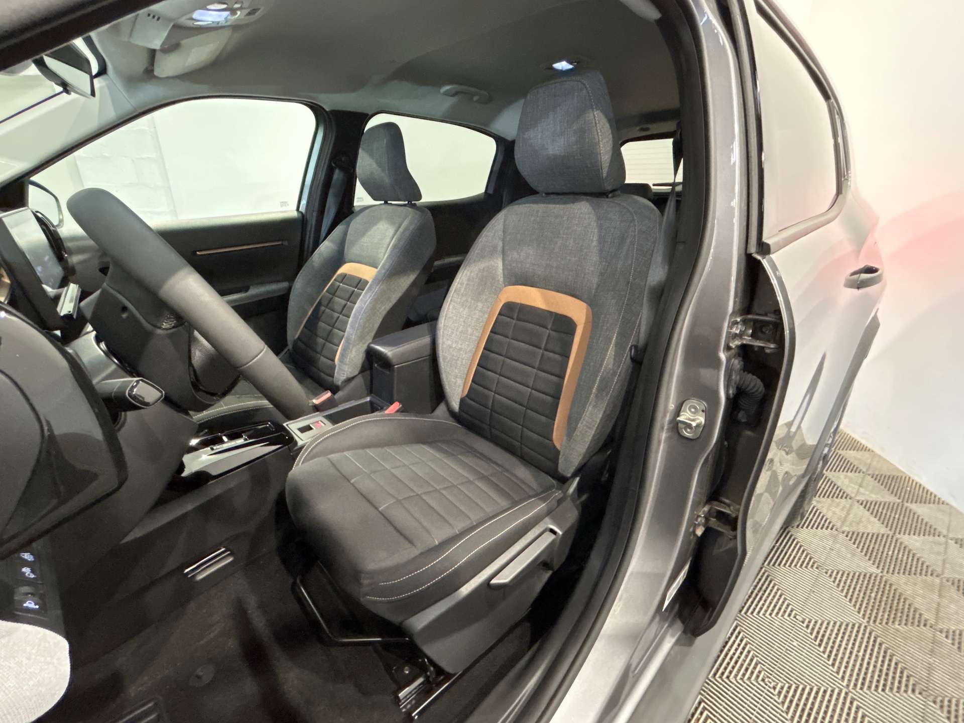 Photo 9 du véhicule CITROEN C3 AIRCROSS