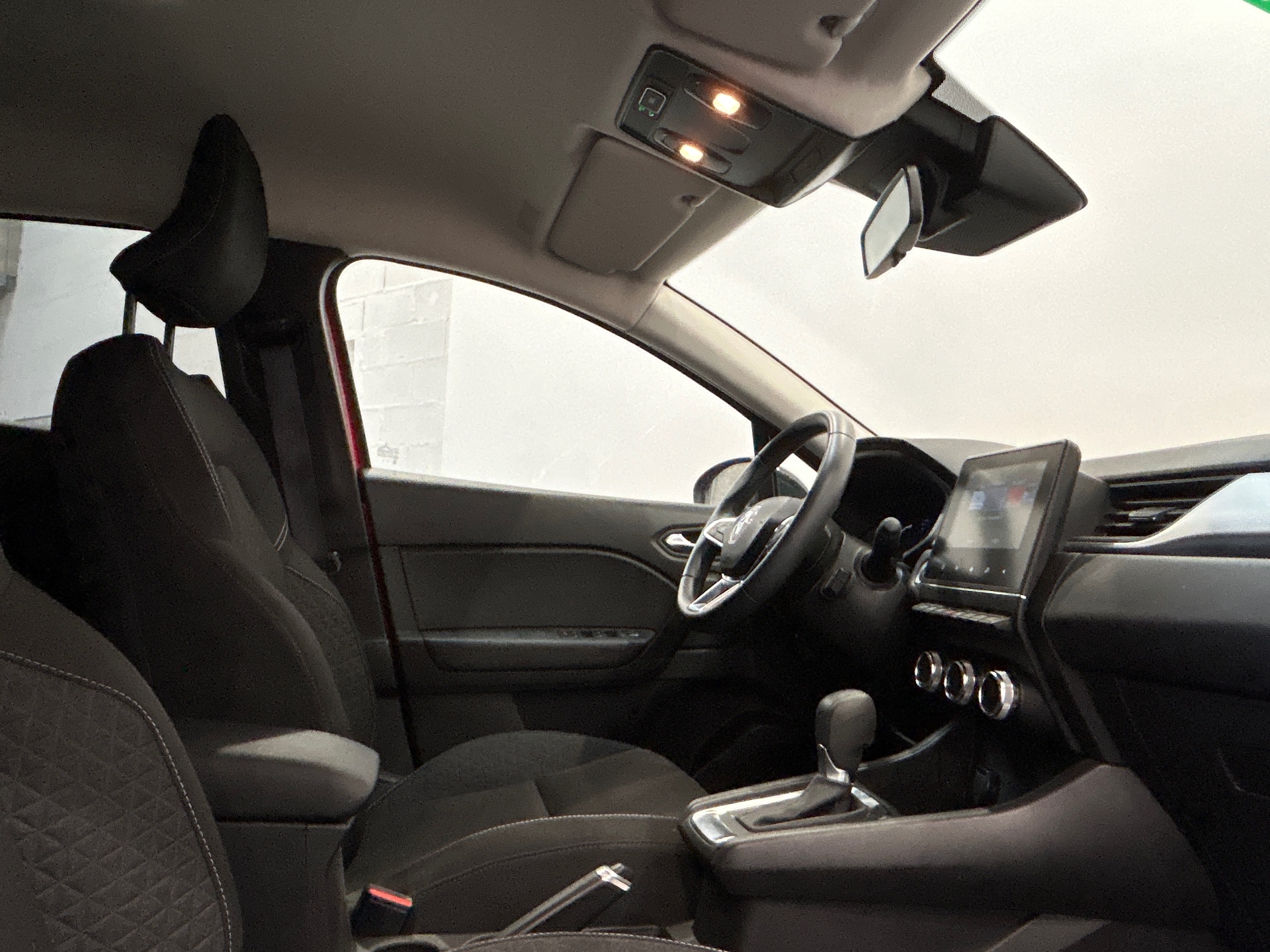 Photo 19 du véhicule RENAULT CAPTUR