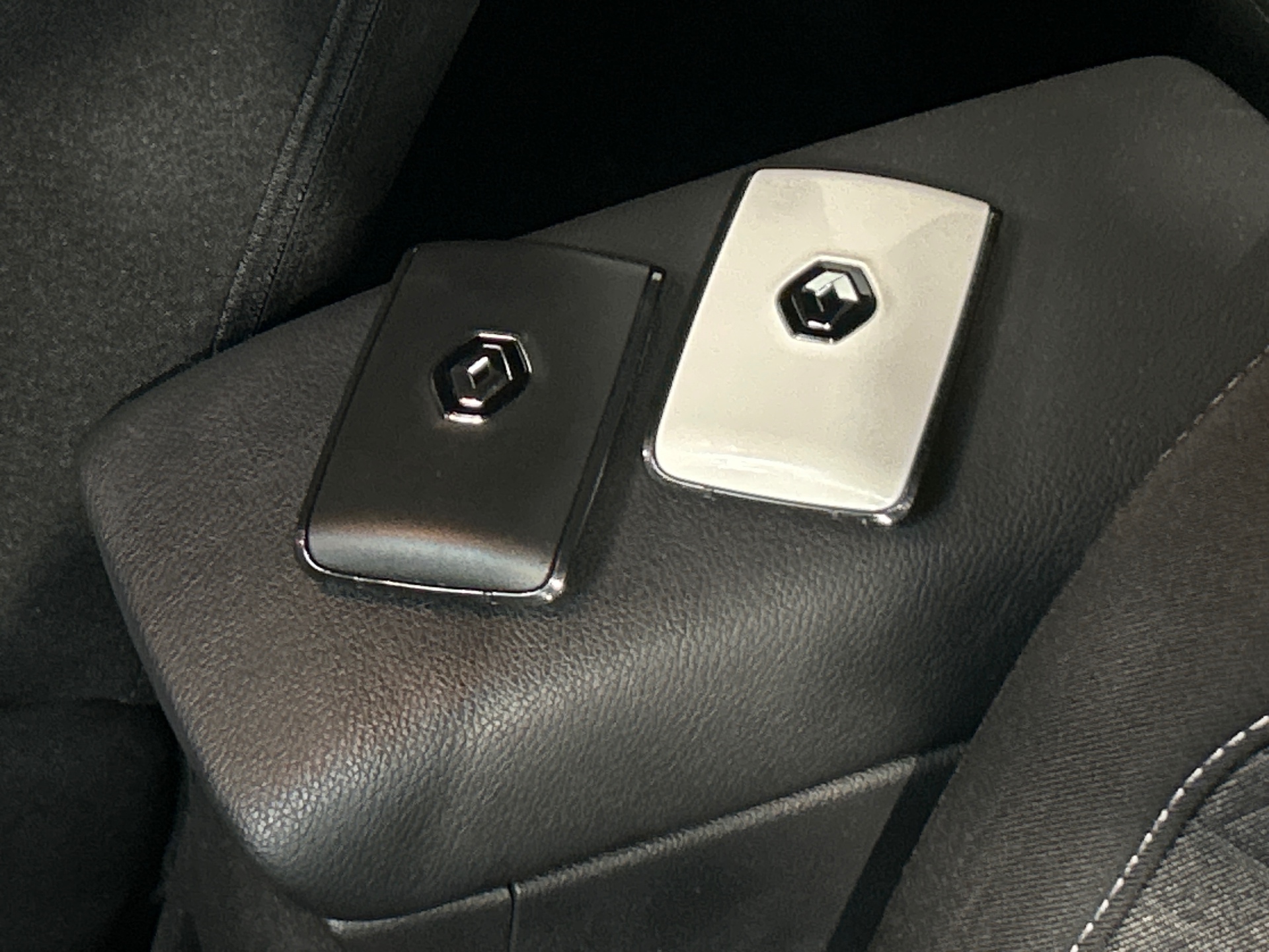 Photo 38 du véhicule RENAULT CAPTUR