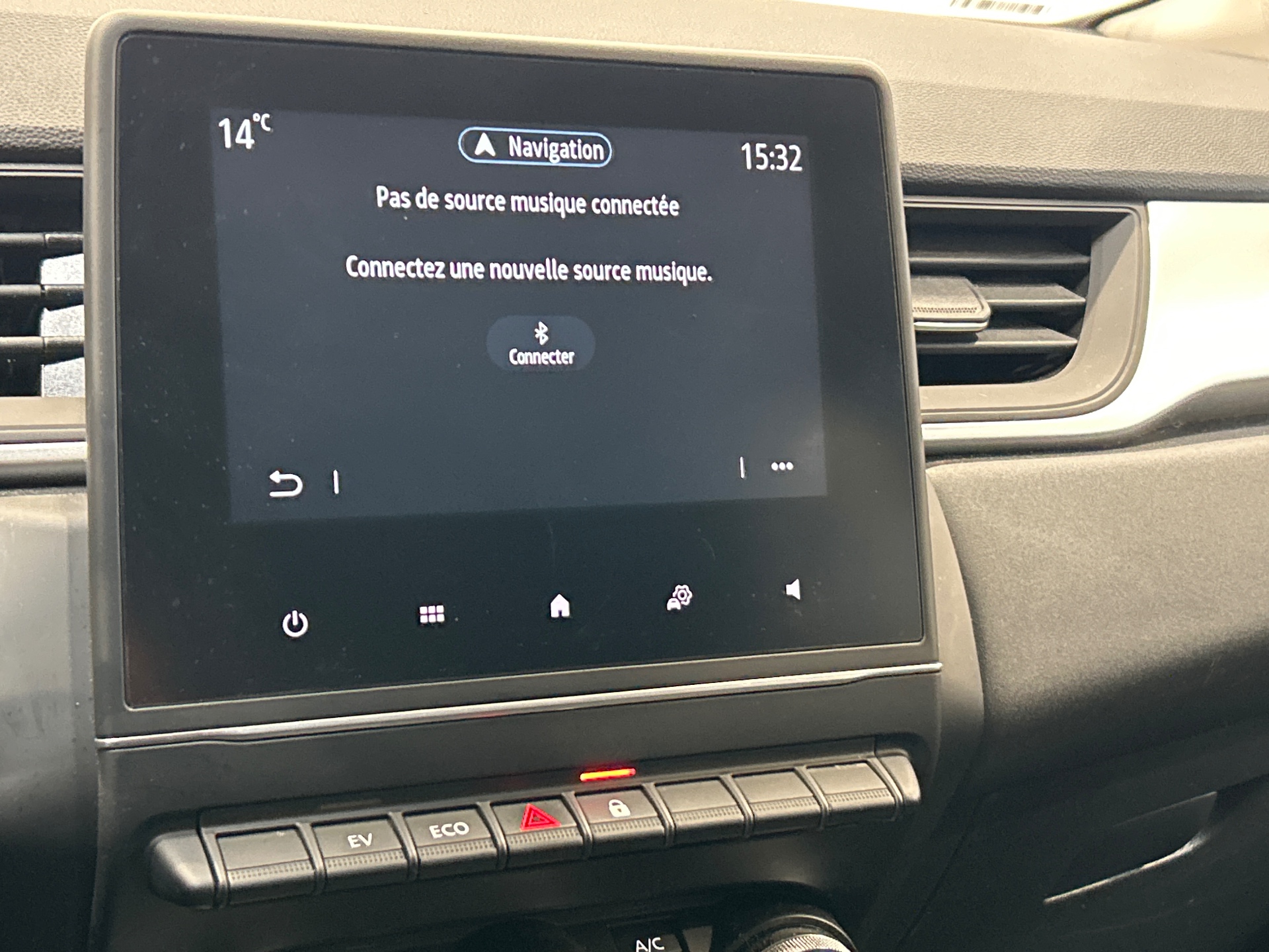 Photo 14 du véhicule RENAULT CAPTUR