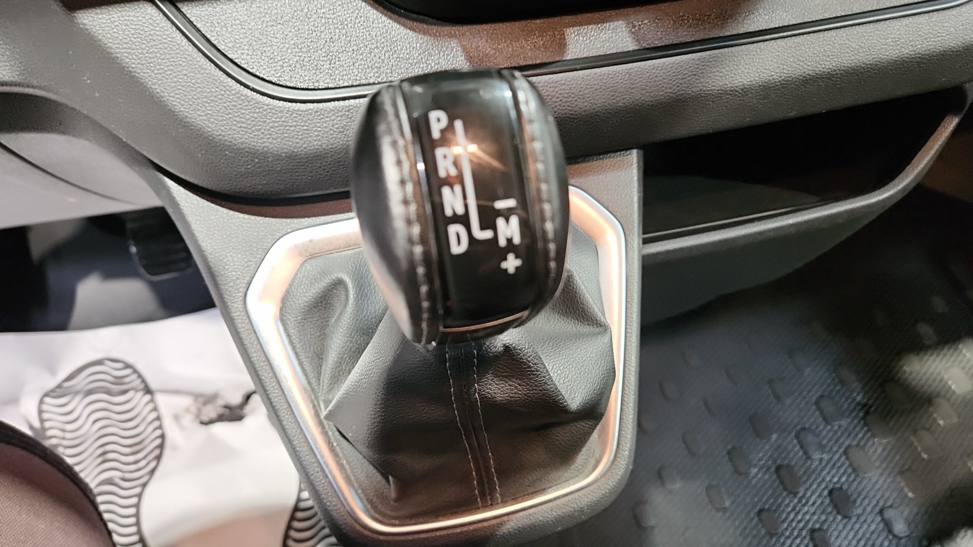 Photo 18 du véhicule RENAULT TRAFIC MINIBUS AUTO