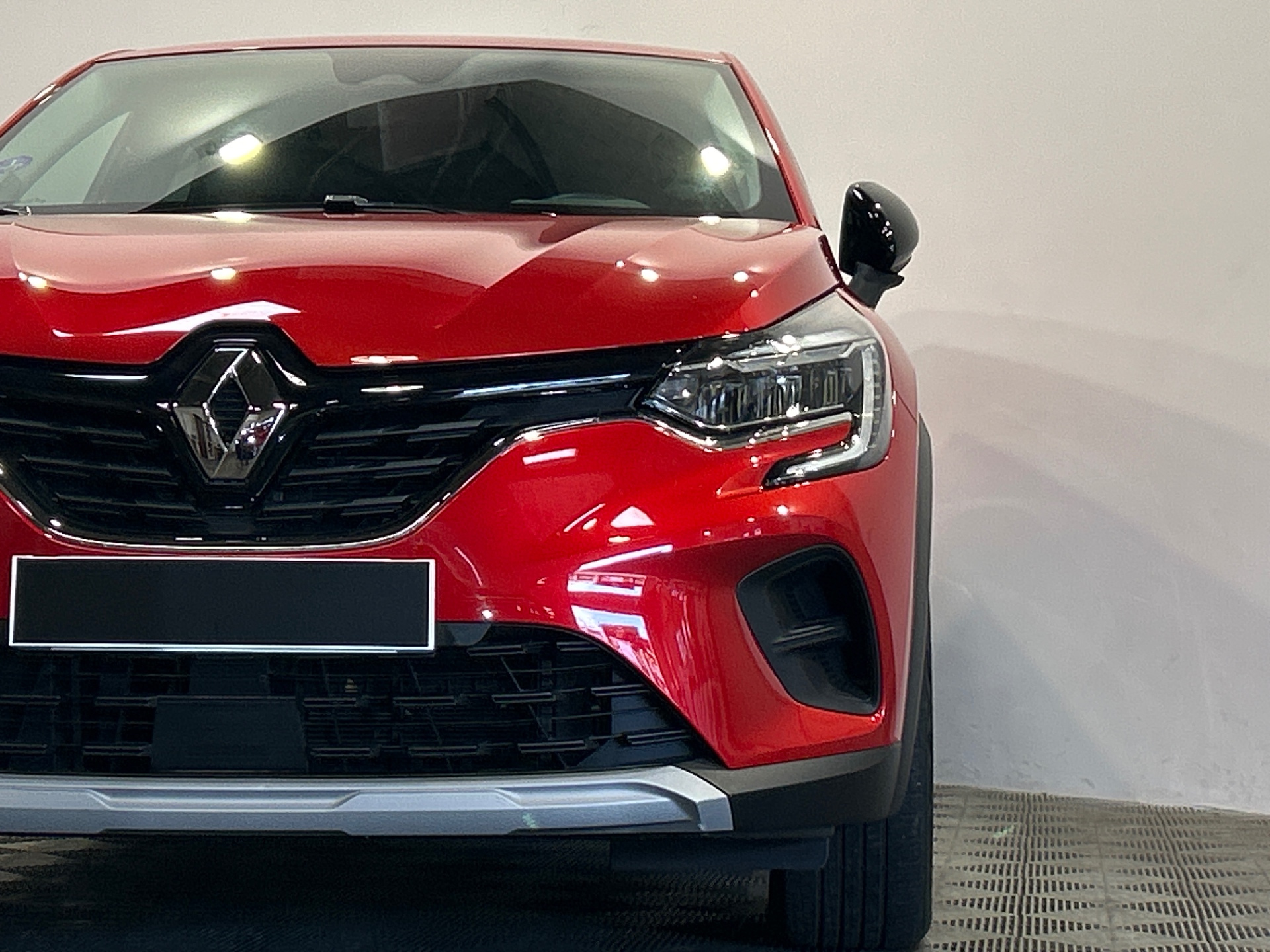 Photo 6 du véhicule RENAULT CAPTUR