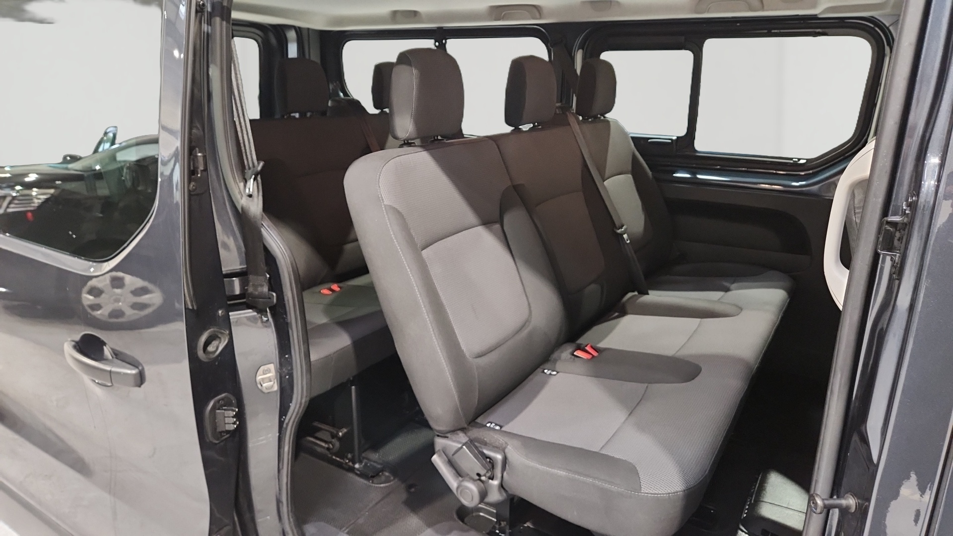 Photo 11 du véhicule RENAULT TRAFIC MINIBUS AUTO