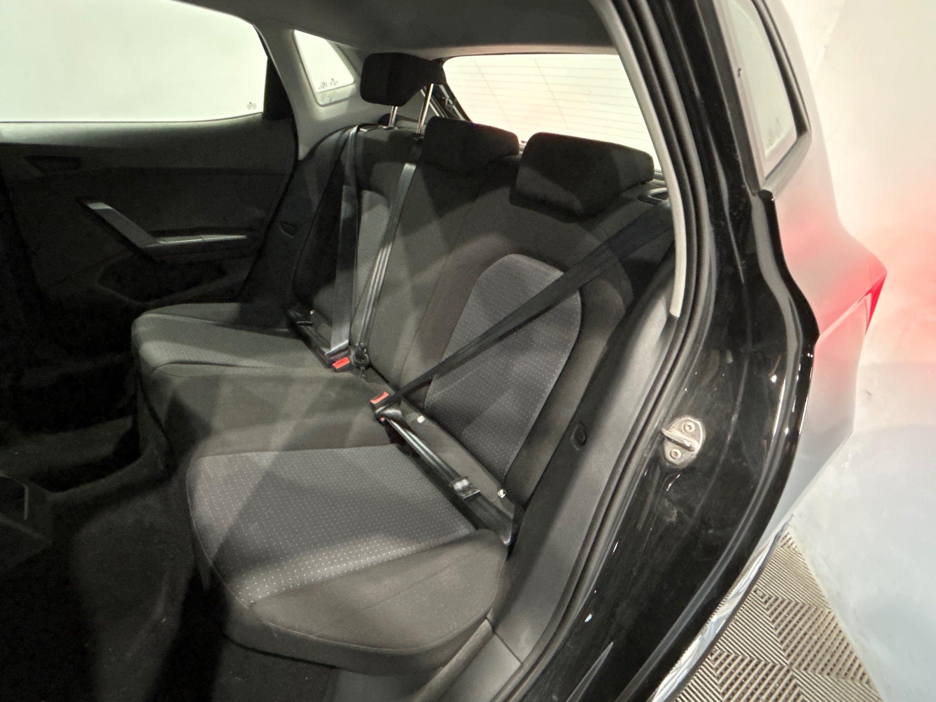 Photo 10 du véhicule SEAT IBIZA