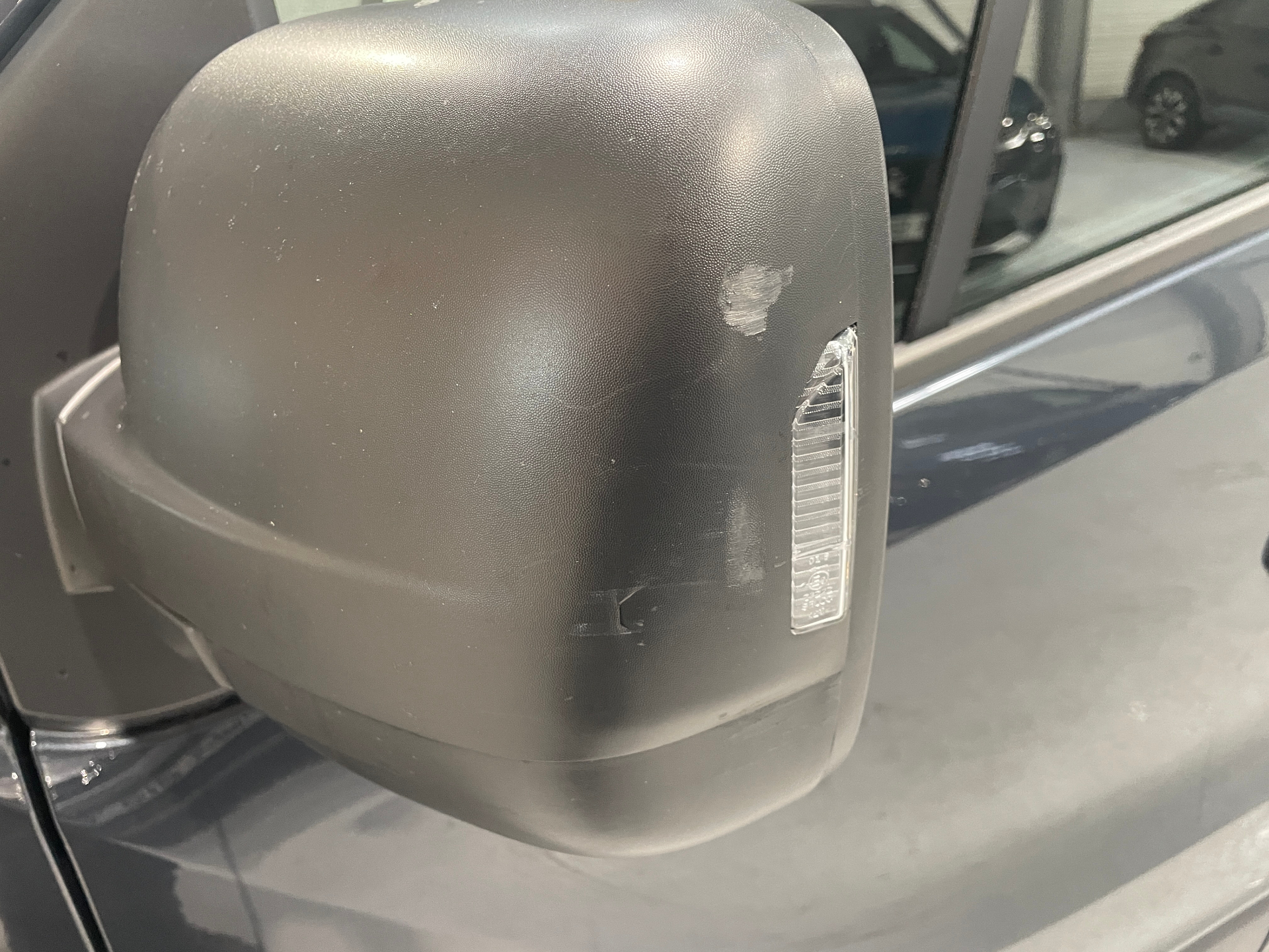 Photo 36 du véhicule RENAULT TRAFIC MINIBUS AUTO